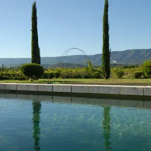 https://clos-de-la-fontaine.fr-provencehotel.com